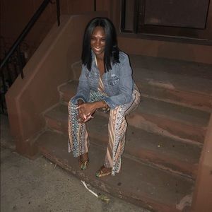 Meet your Posher, Ally